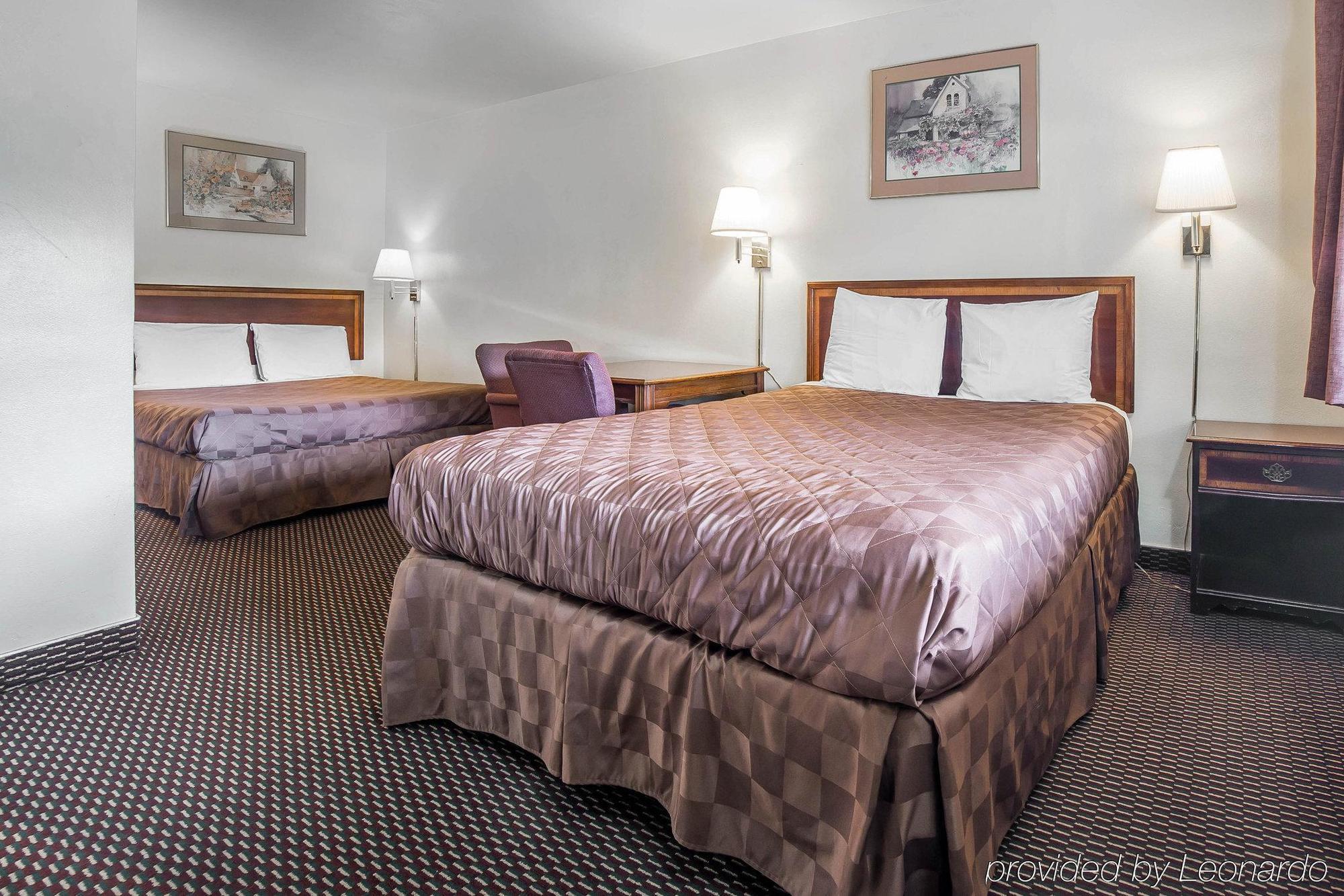 Oyo Hotel Pendleton Or Downtown Bagian luar foto