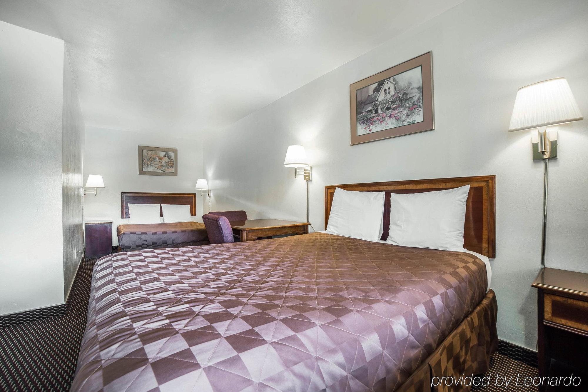 Oyo Hotel Pendleton Or Downtown Bagian luar foto