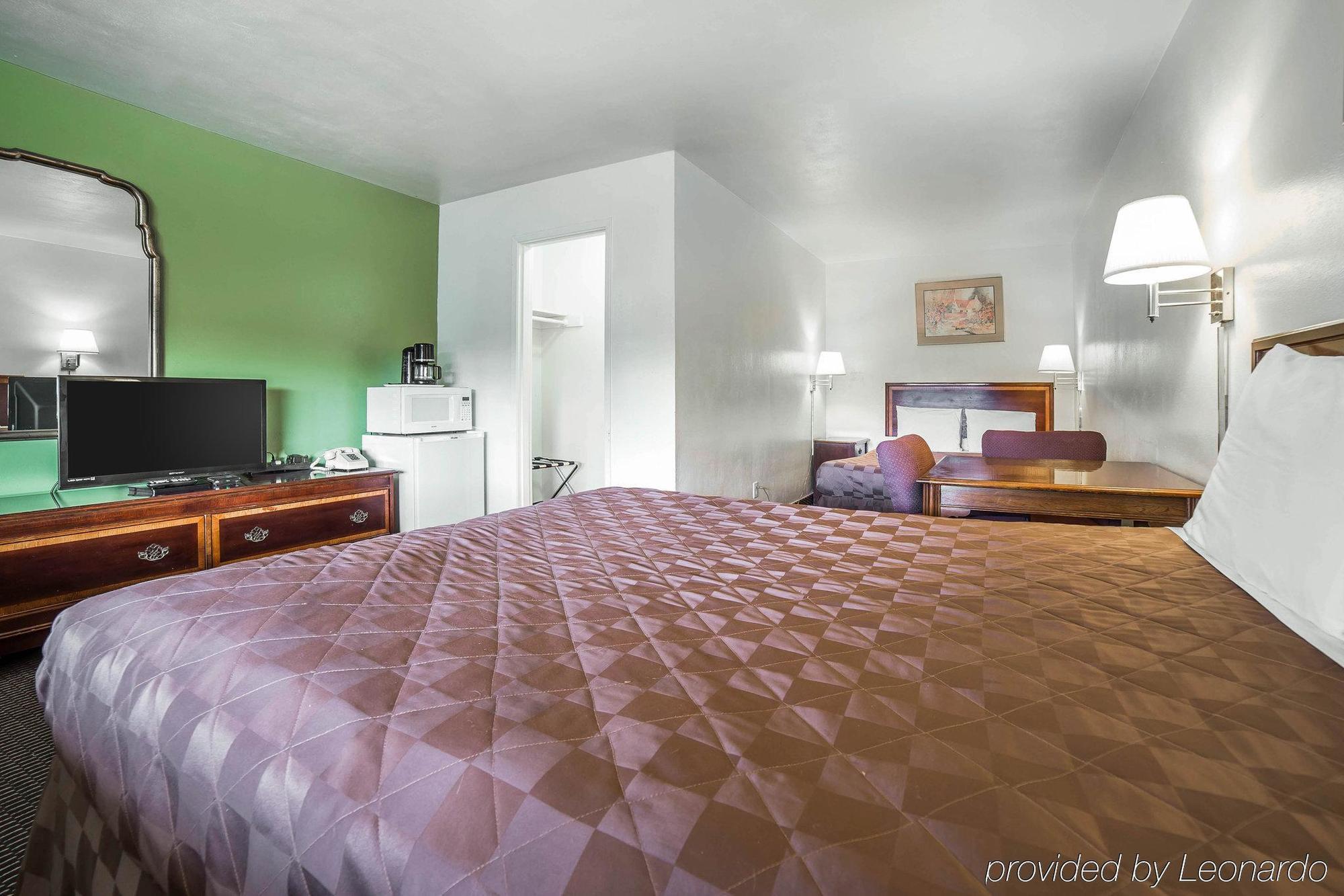 Oyo Hotel Pendleton Or Downtown Bagian luar foto