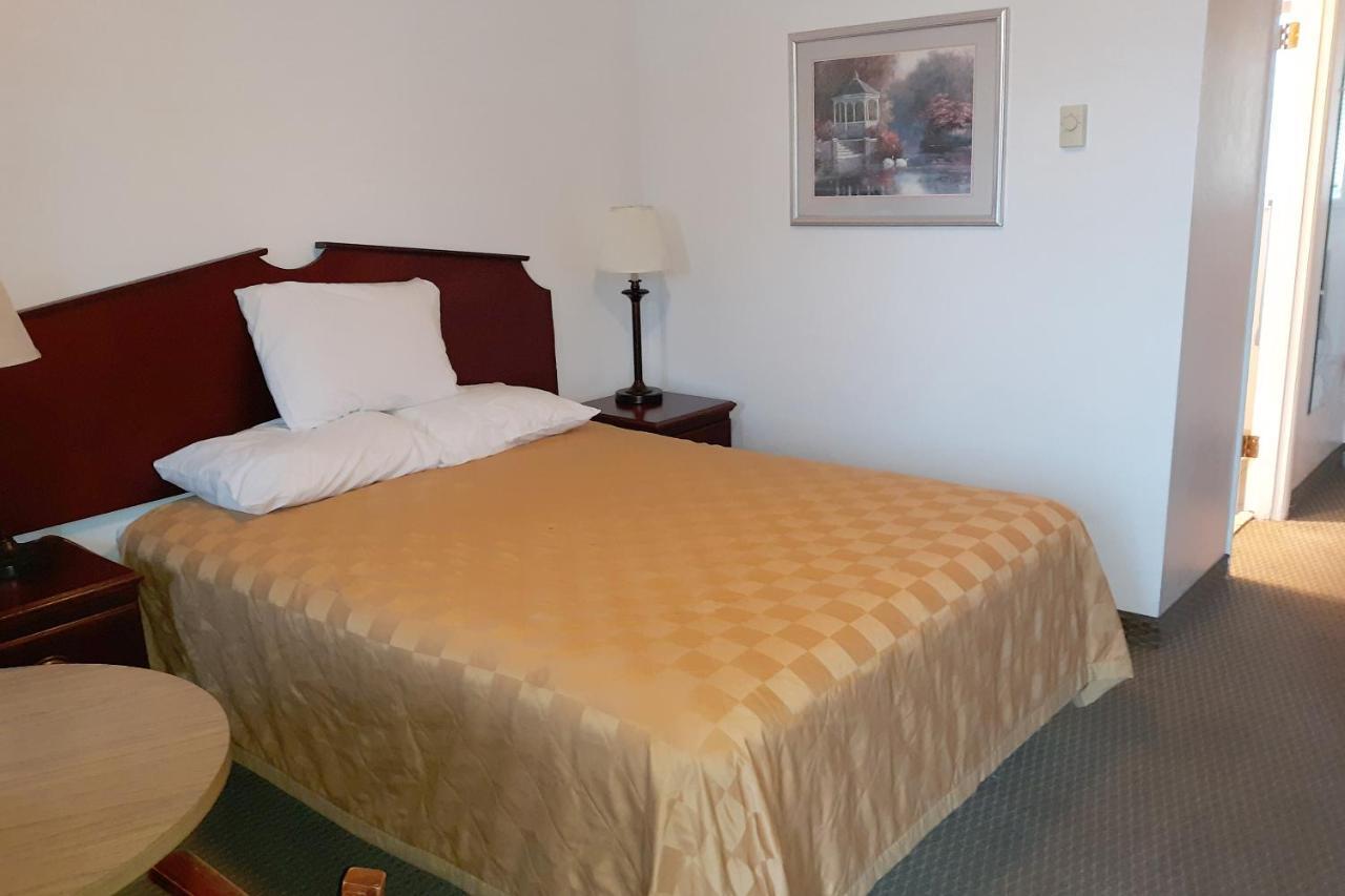 Oyo Hotel Pendleton Or Downtown Bagian luar foto