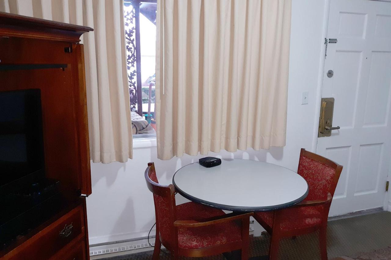 Oyo Hotel Pendleton Or Downtown Bagian luar foto
